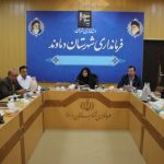 معاون فرماندار با تأکید بر نظارت مستمر بر بازار و برخورد قانونی با تخلفات صنفی در دماوند؛ 🔻هیچ کمبودی در تأمین کالاهای اساسی شهرستان وجود ندارد؛ نظارت بر بازار باید در زندگی روزمره مردم ملموس باشد